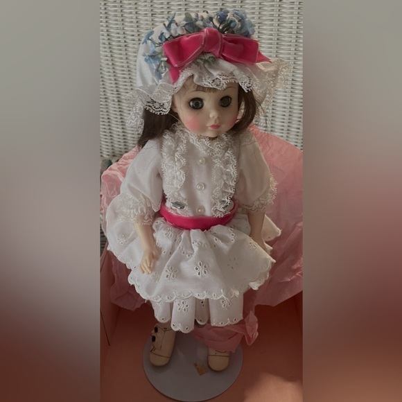 Madame Alexander Collector’s Doll Degas Girl 1575 - Picture 1 of 5